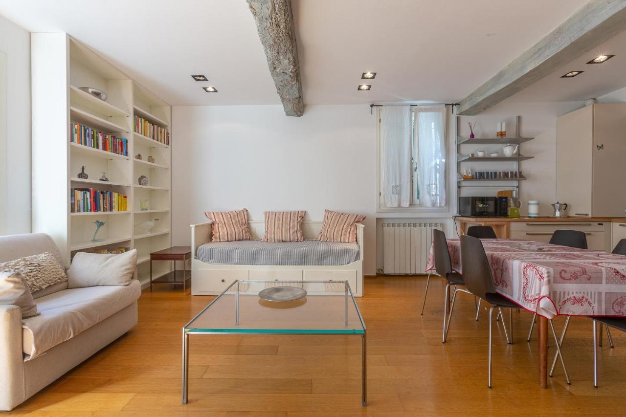 Pleasant Central Apartment With Garden Μπολόνια Εξωτερικό φωτογραφία