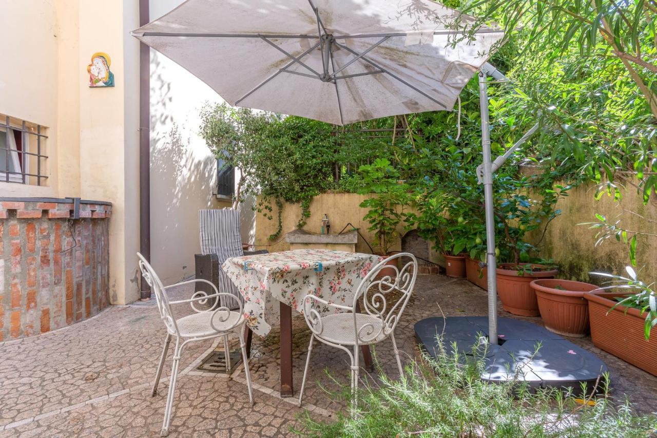 Pleasant Central Apartment With Garden Μπολόνια Εξωτερικό φωτογραφία